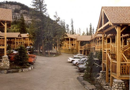 Normerica Timber Frames, Commercial Projects, Buffalo Mountain Lodge, Hotel, Banff, Canada, Exterior